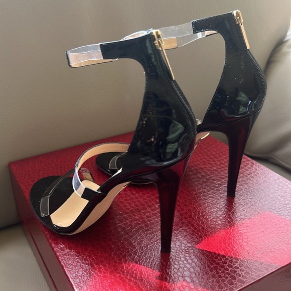 Tamara Melon Frontline 75 black patent heeled sandal - Picture 6 of 8